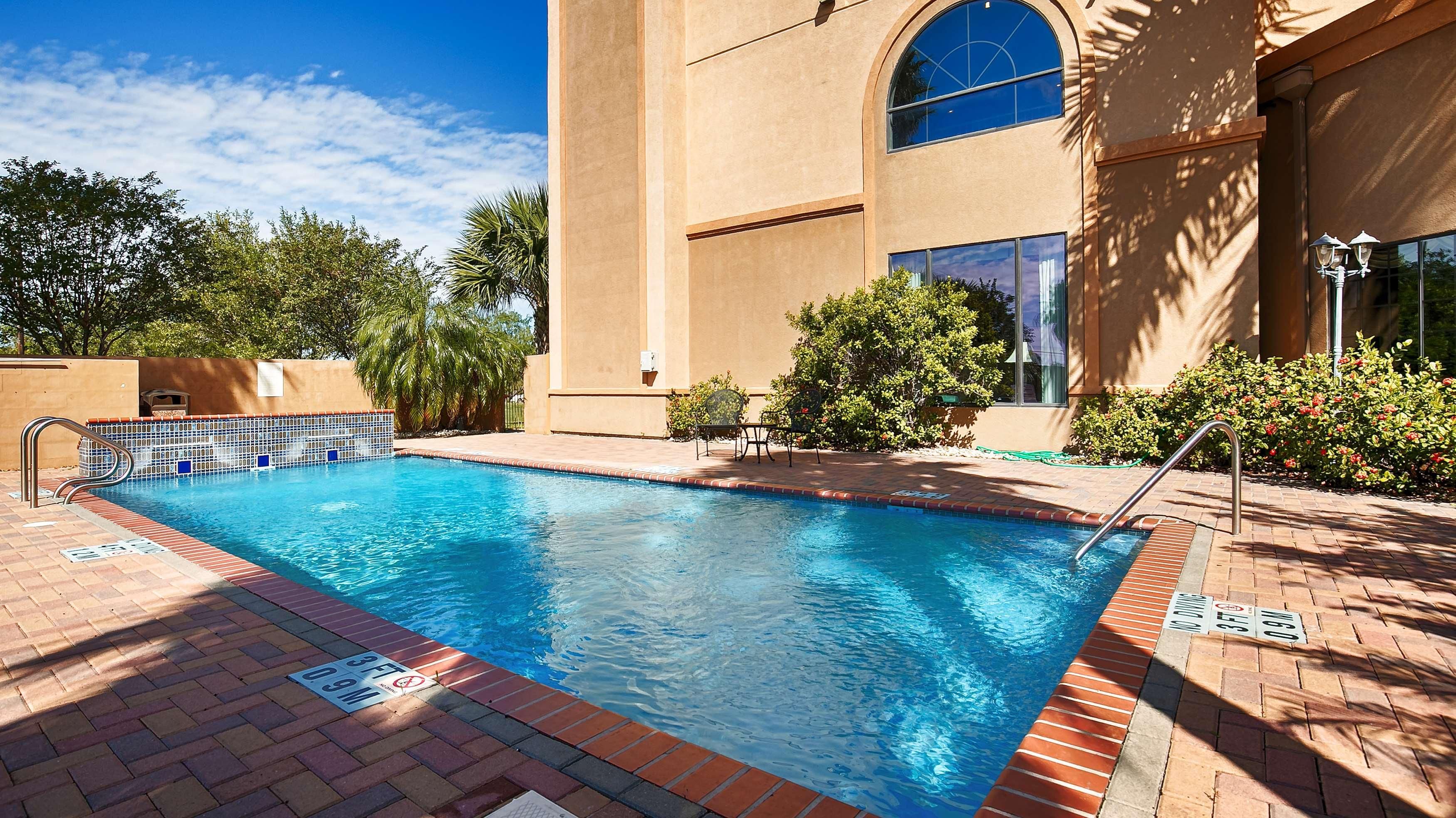 Best Western Casa Villa Suites Harlingen Kültér fotó